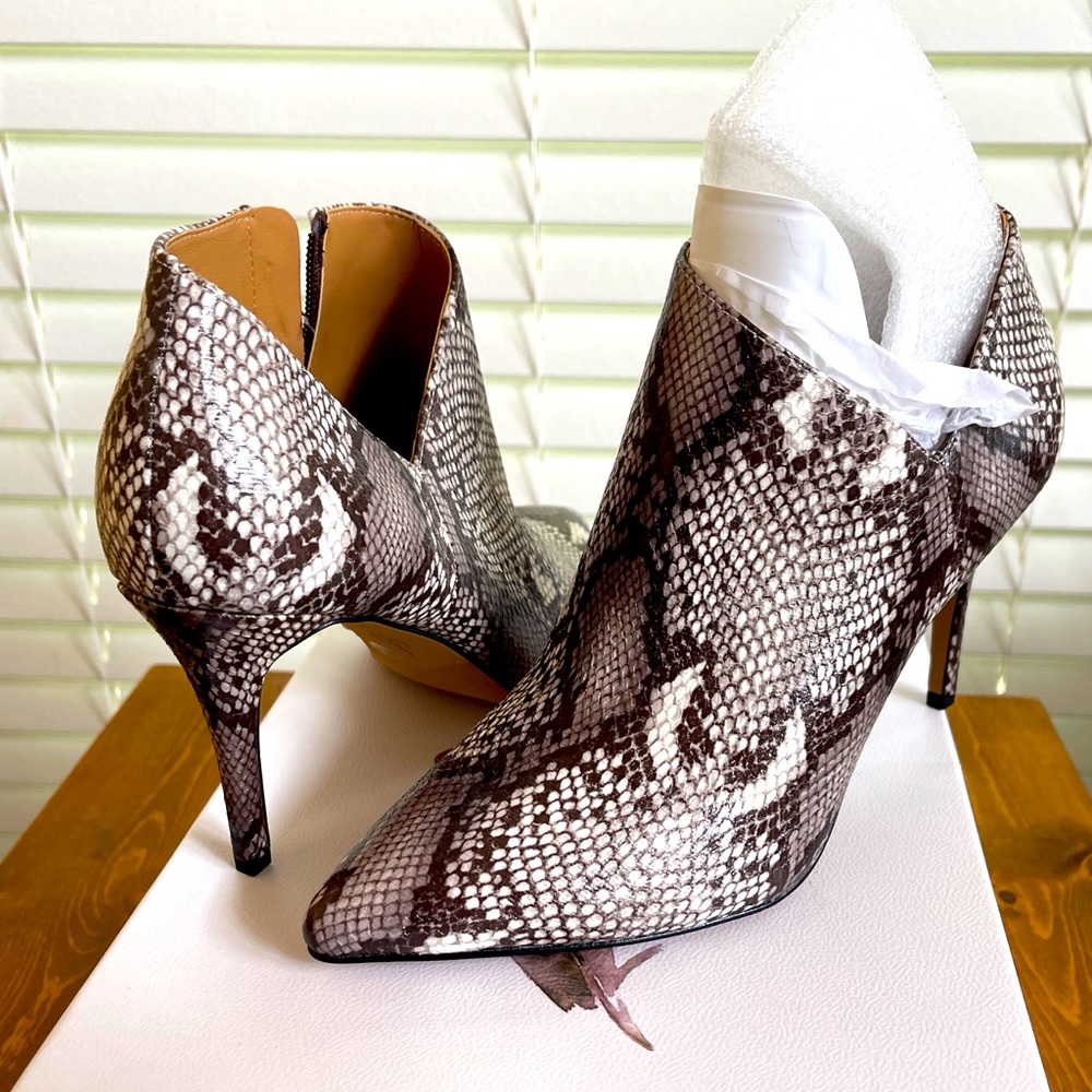Brand new Jessica Simpson Ankle Booties